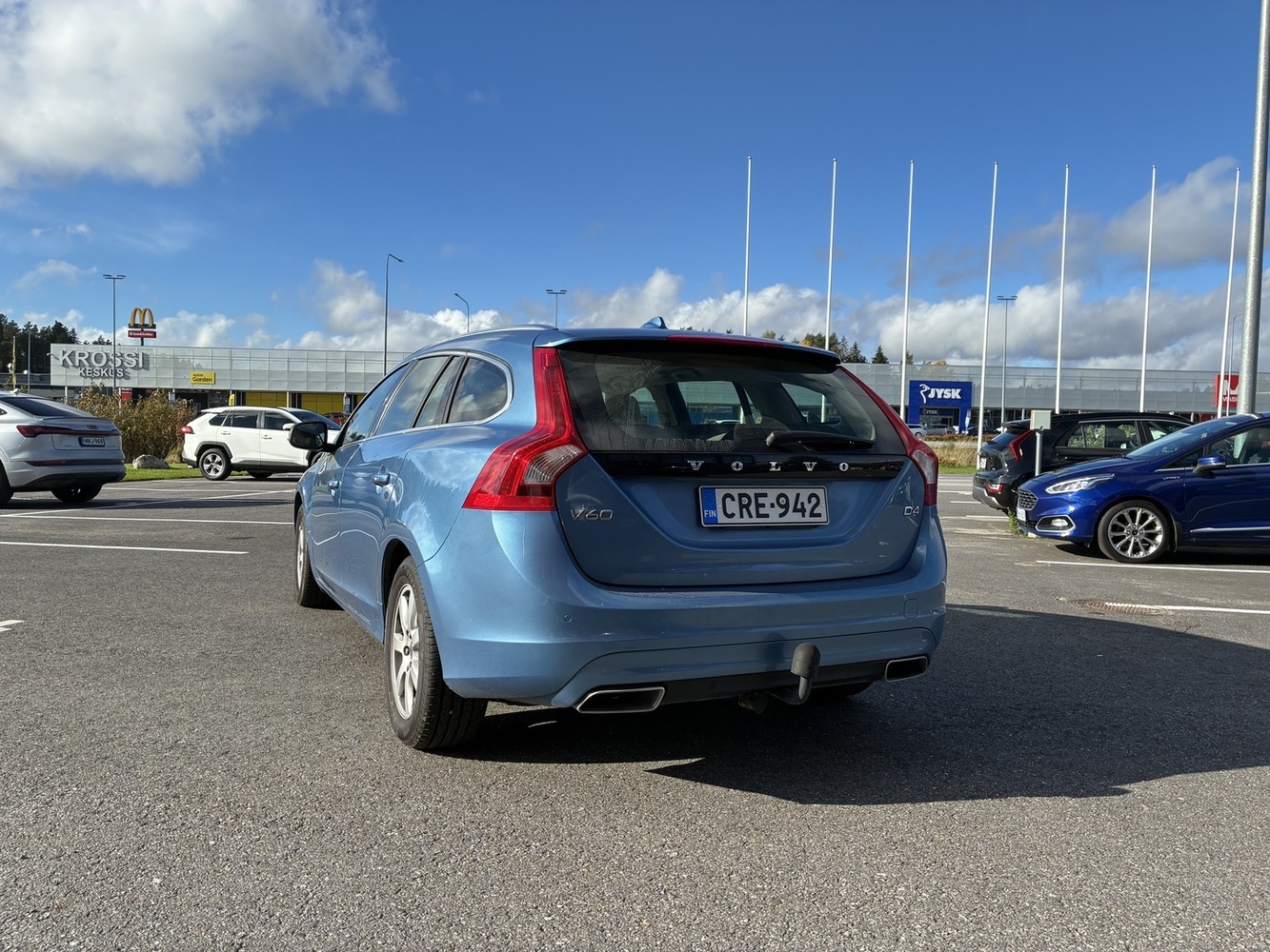 Volvo V60 vaihtoauto