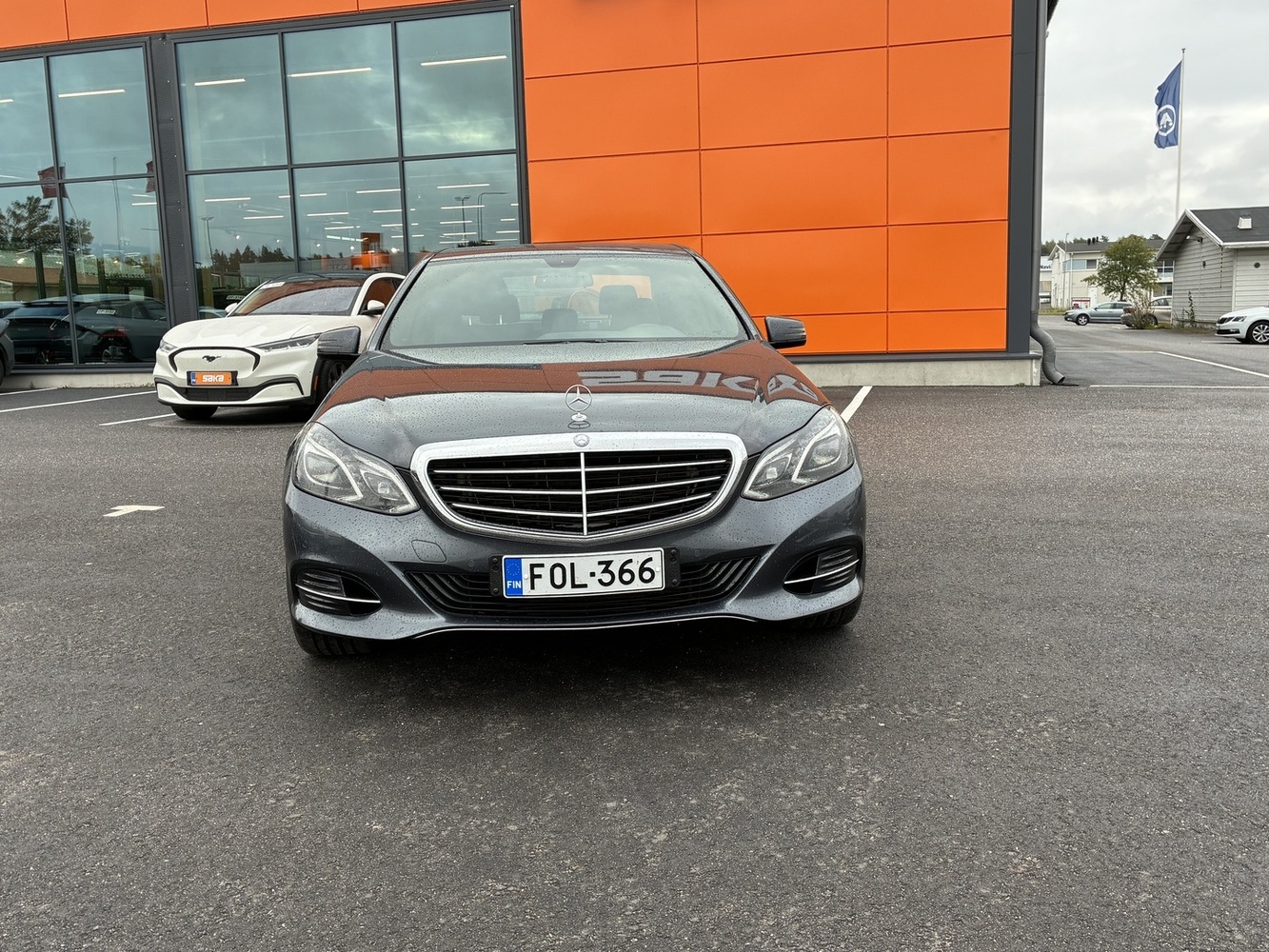 Mercedes-Benz E vaihtoauto