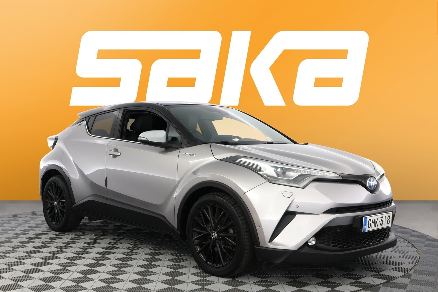 Toyota C-HR vaihtoauto