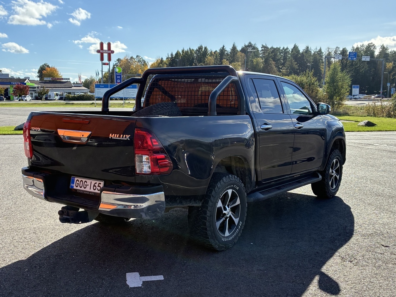 Toyota Hilux vaihtoauto