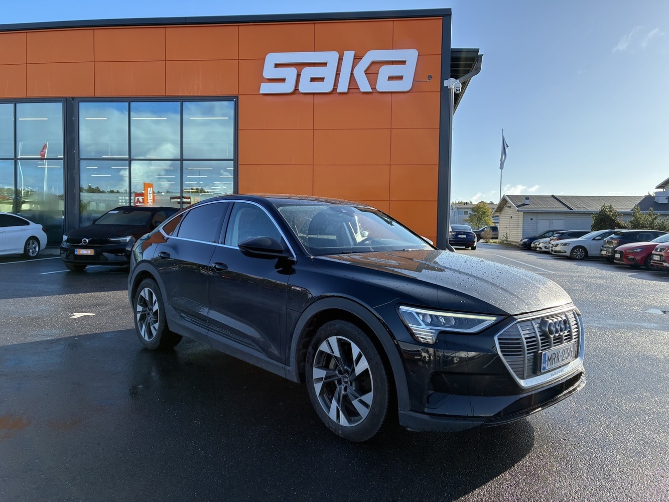 Audi e-tron vaihtoauto