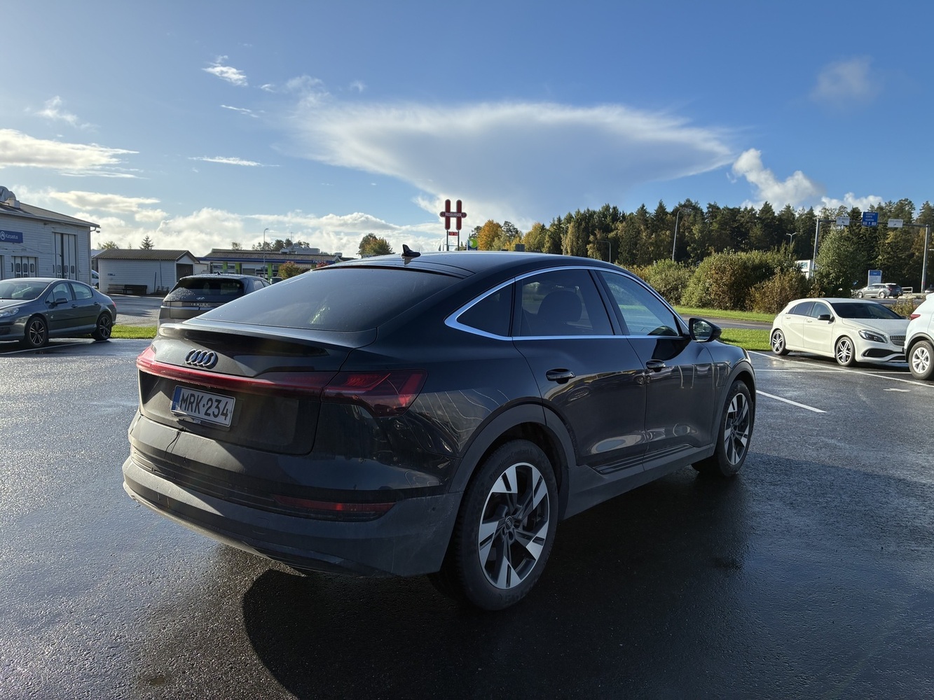 Audi e-tron vaihtoauto