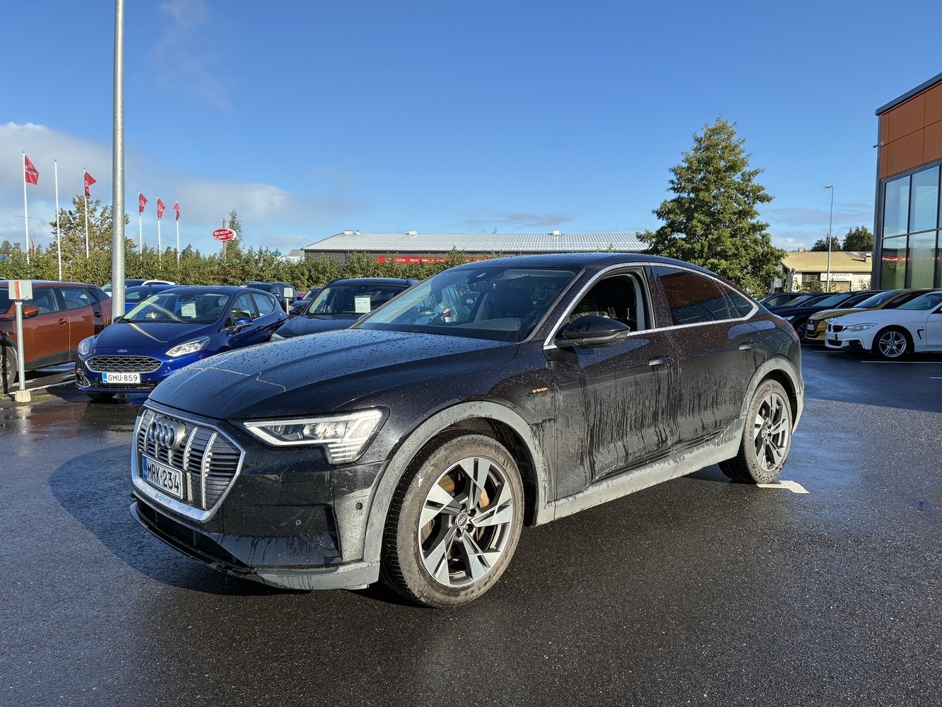 Audi e-tron vaihtoauto