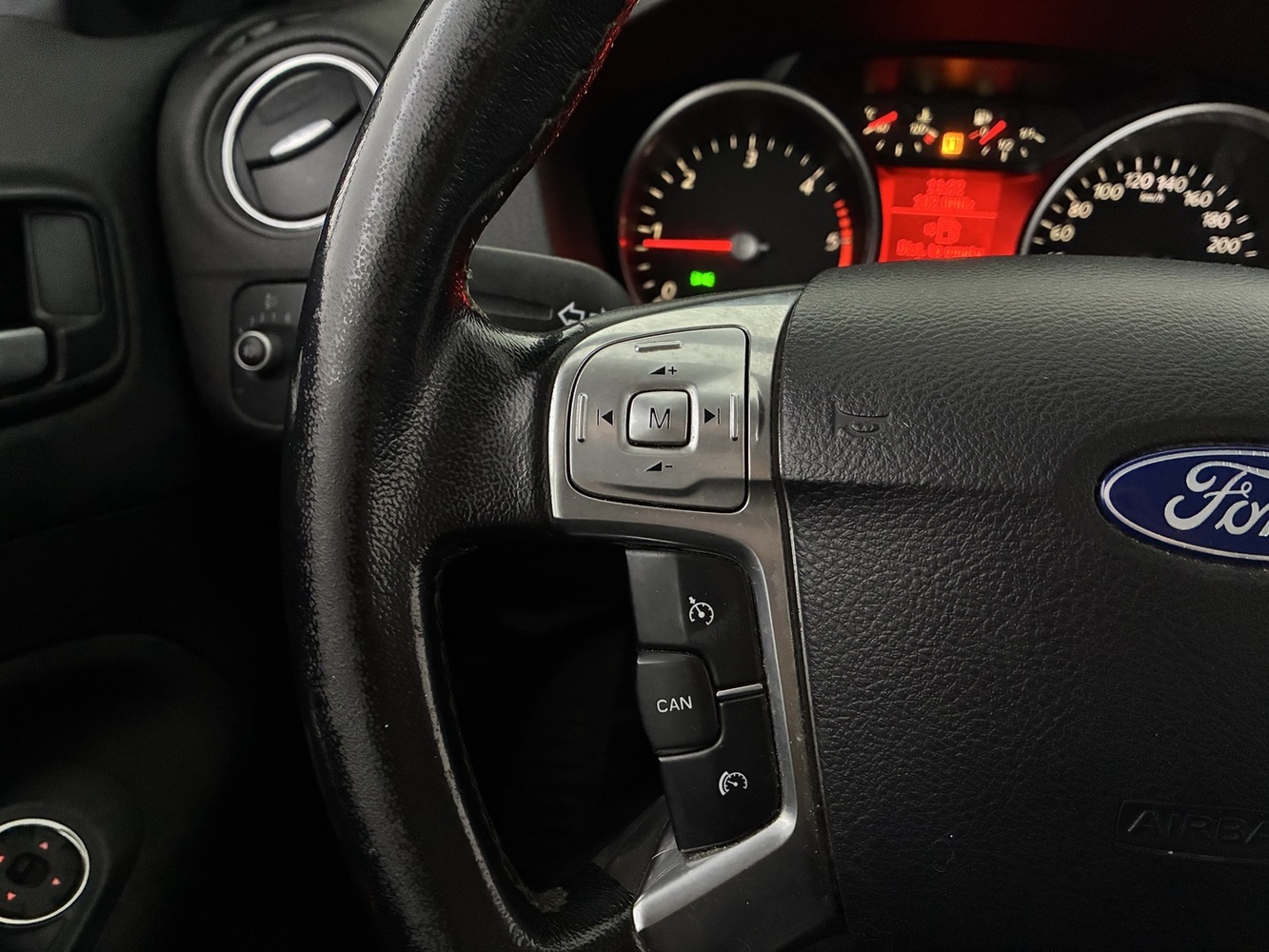 Ford Mondeo vaihtoauto