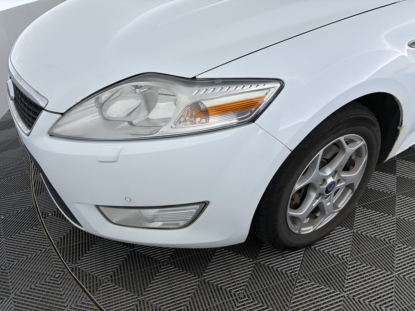 Ford Mondeo vaihtoauto