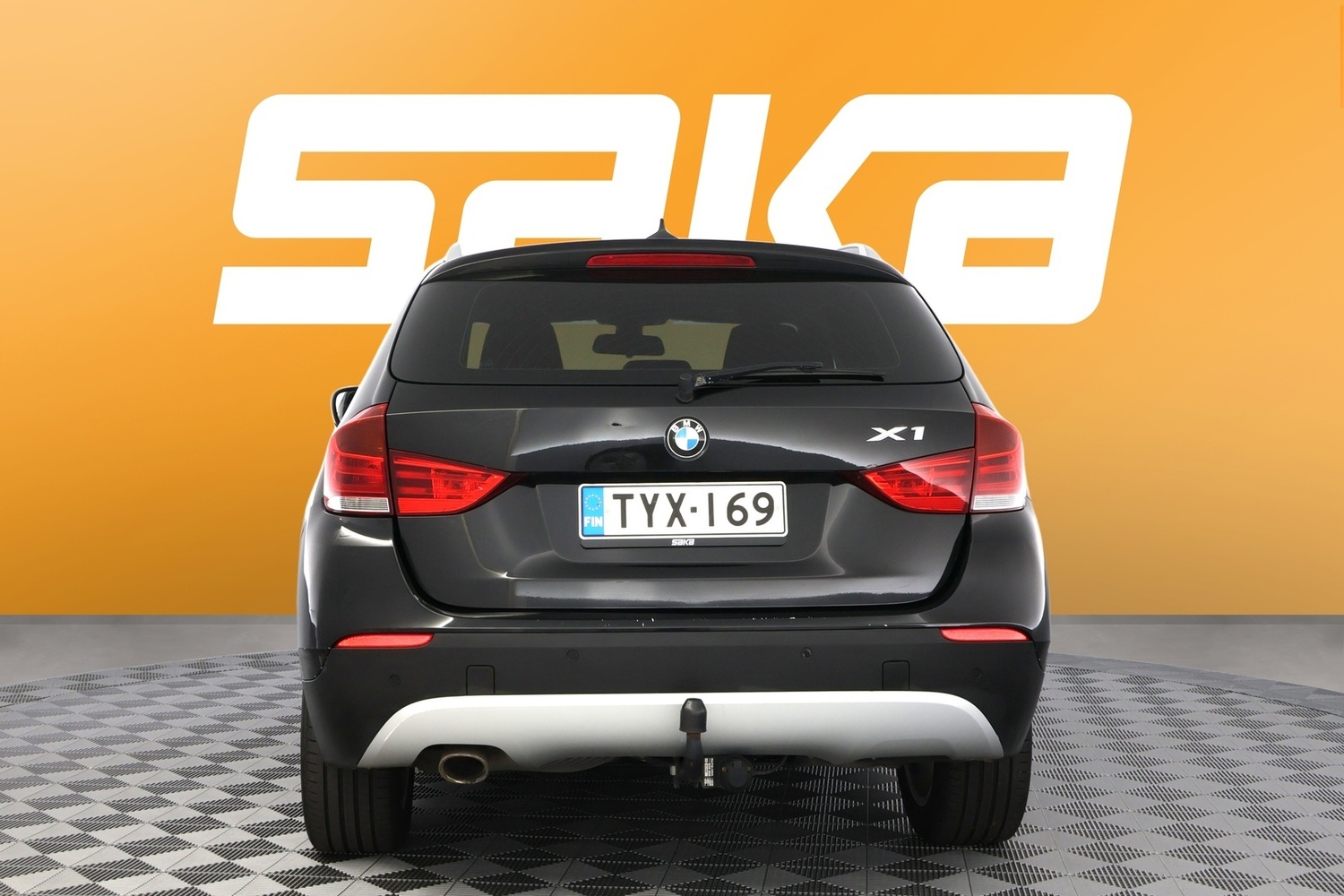 BMW X1 vaihtoauto