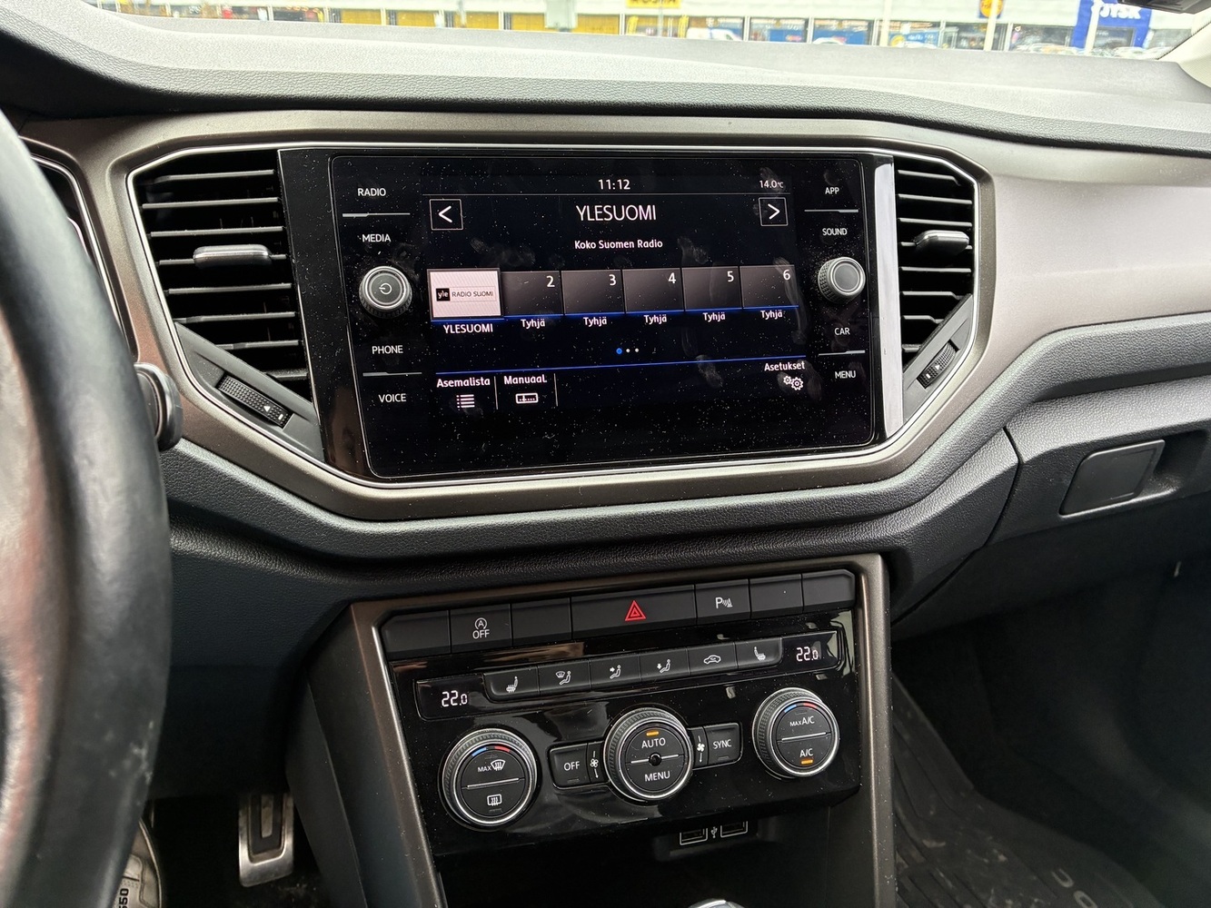 Volkswagen T-Roc vaihtoauto