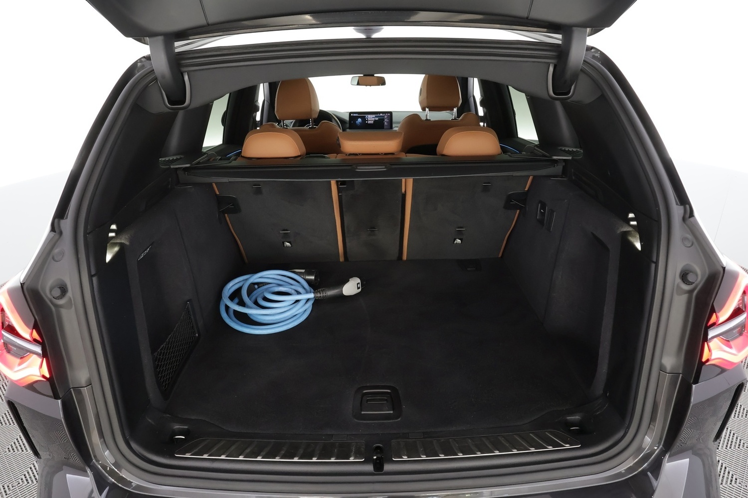 BMW iX3 vaihtoauto