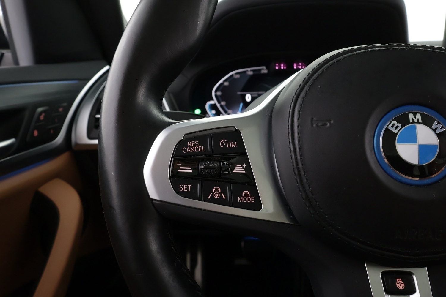 BMW iX3 vaihtoauto