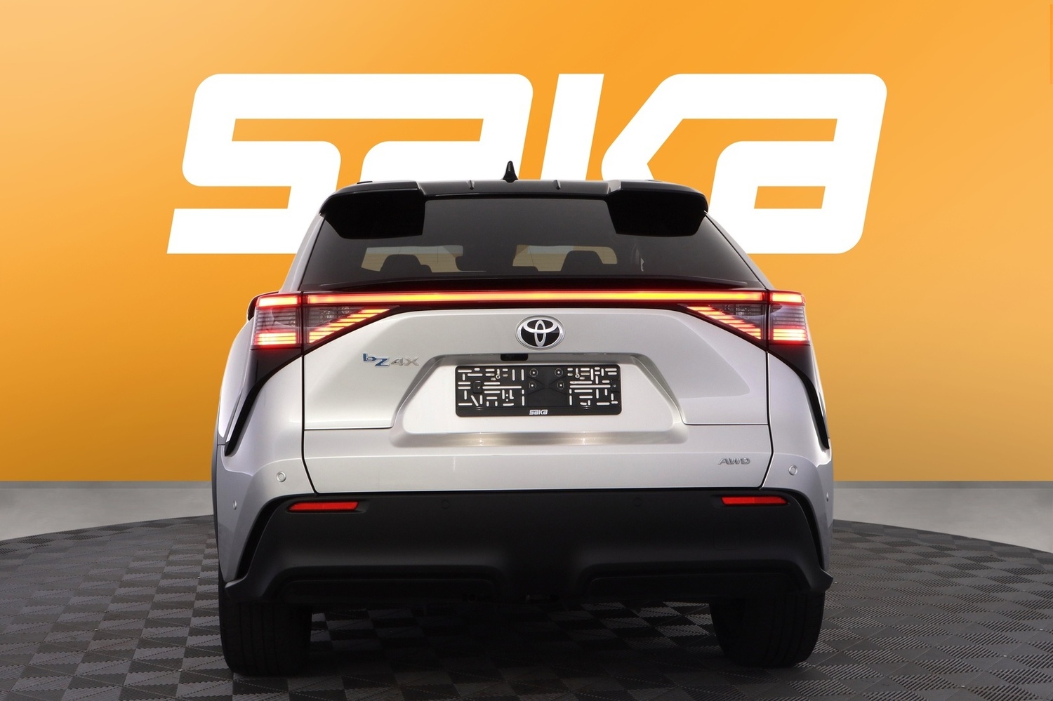 Toyota bZ4X vaihtoauto