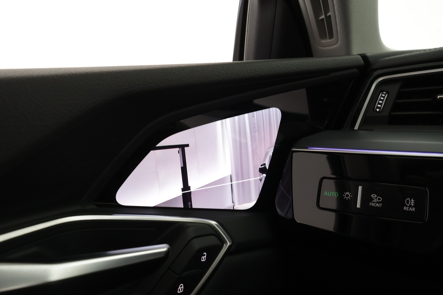 Audi Q8 e-tron vaihtoauto