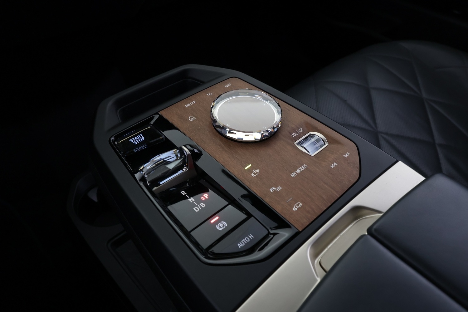 BMW iX vaihtoauto