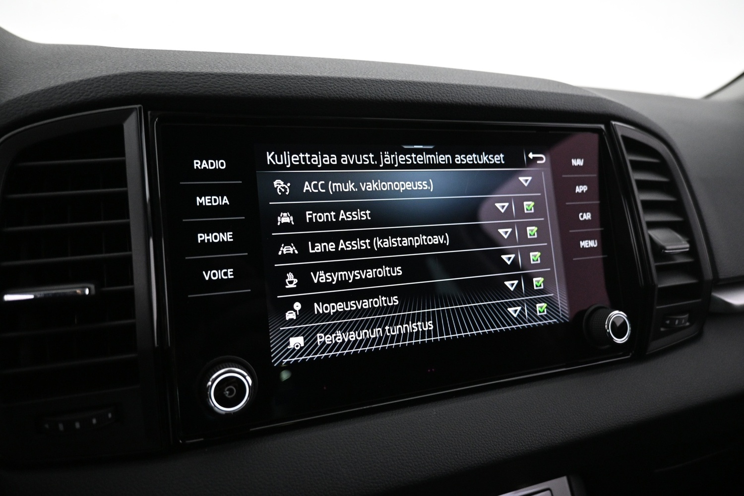 Skoda Karoq vaihtoauto