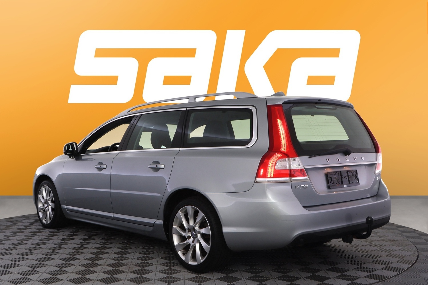 Volvo V70 vaihtoauto