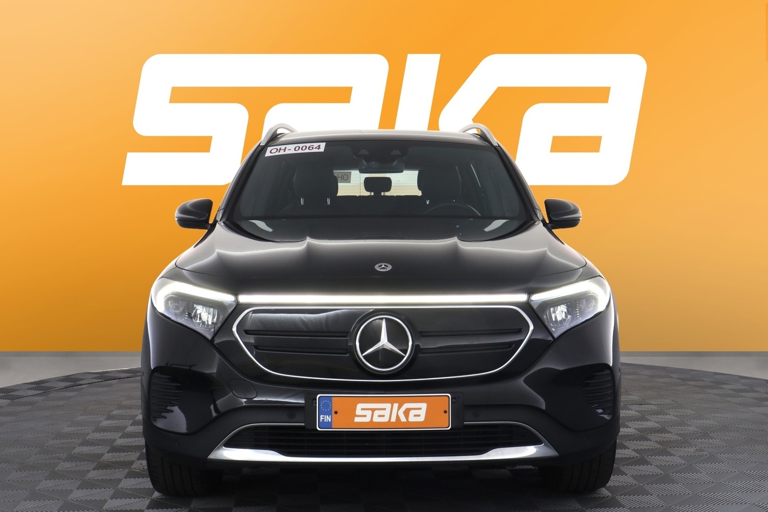 Mercedes-Benz EQB vaihtoauto