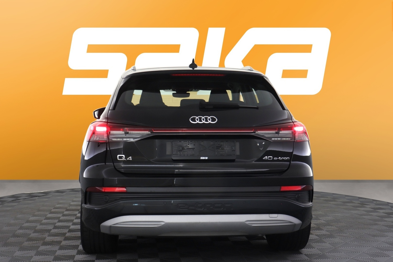 Audi Q4 e-tron vaihtoauto