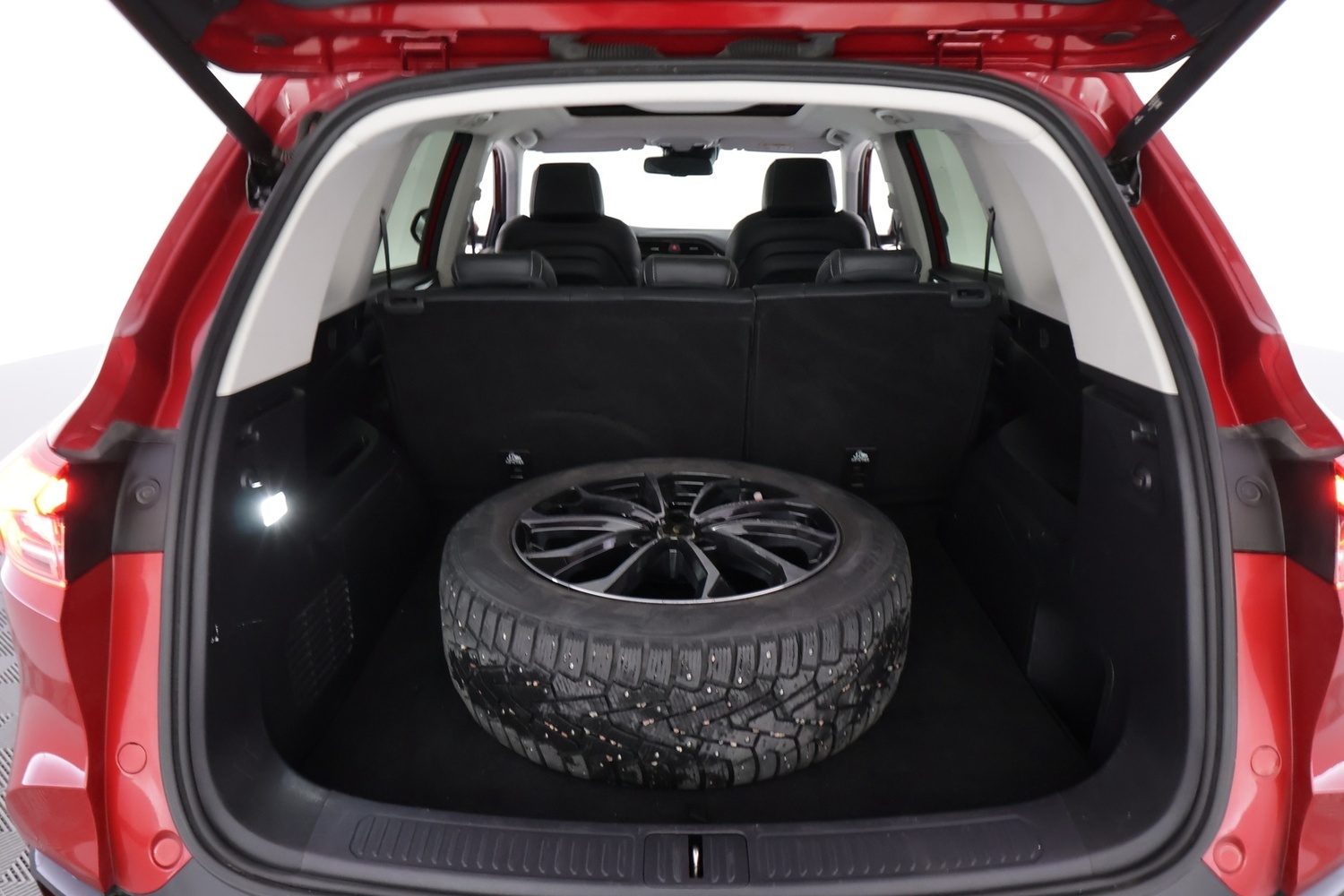 Maxus Euniq 6 vaihtoauto