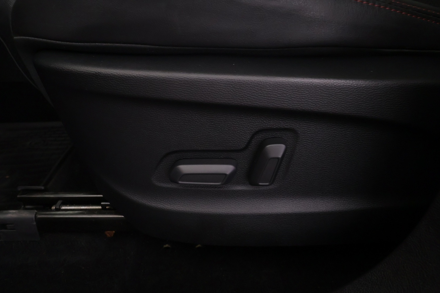 Maxus Euniq 6 vaihtoauto