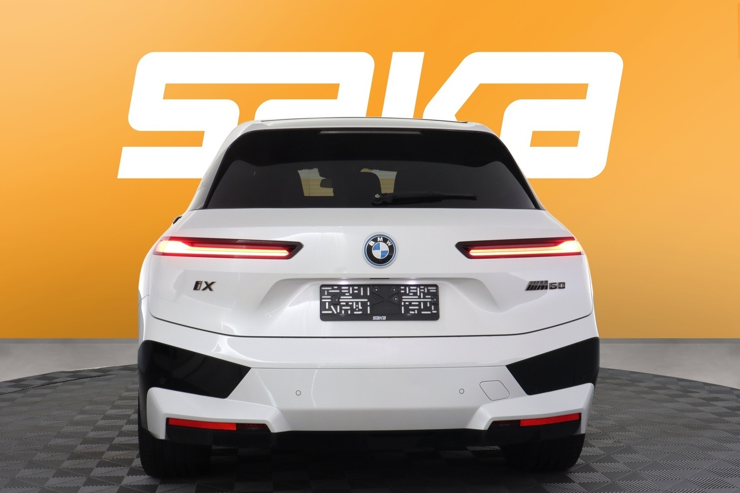 BMW iX M60 vaihtoauto