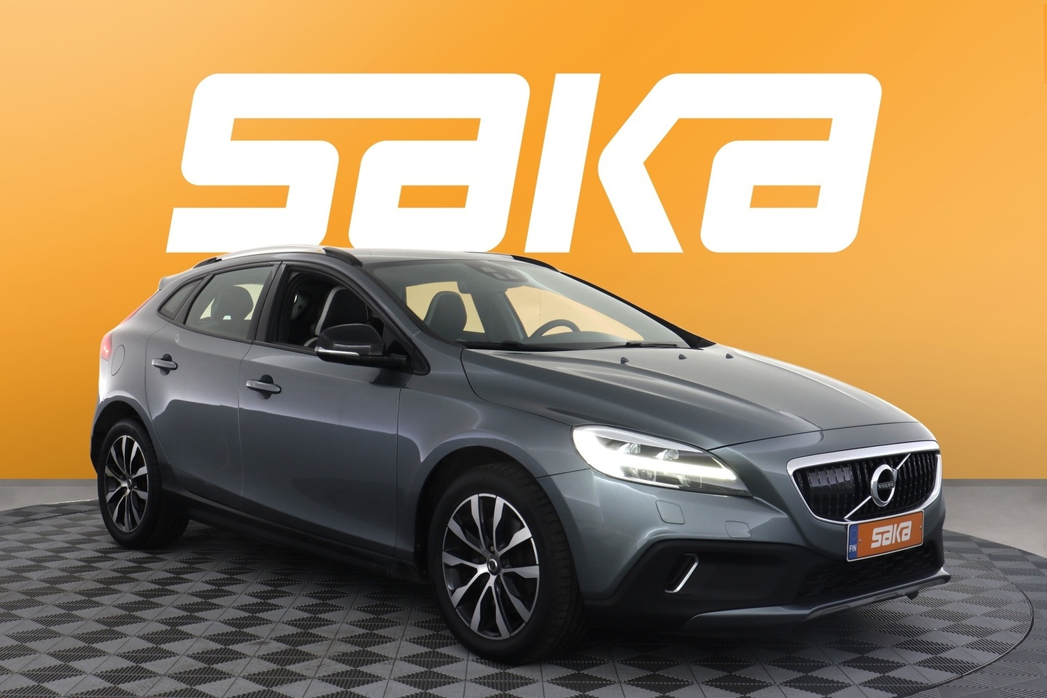 Volvo V40 Cross Country vaihtoauto