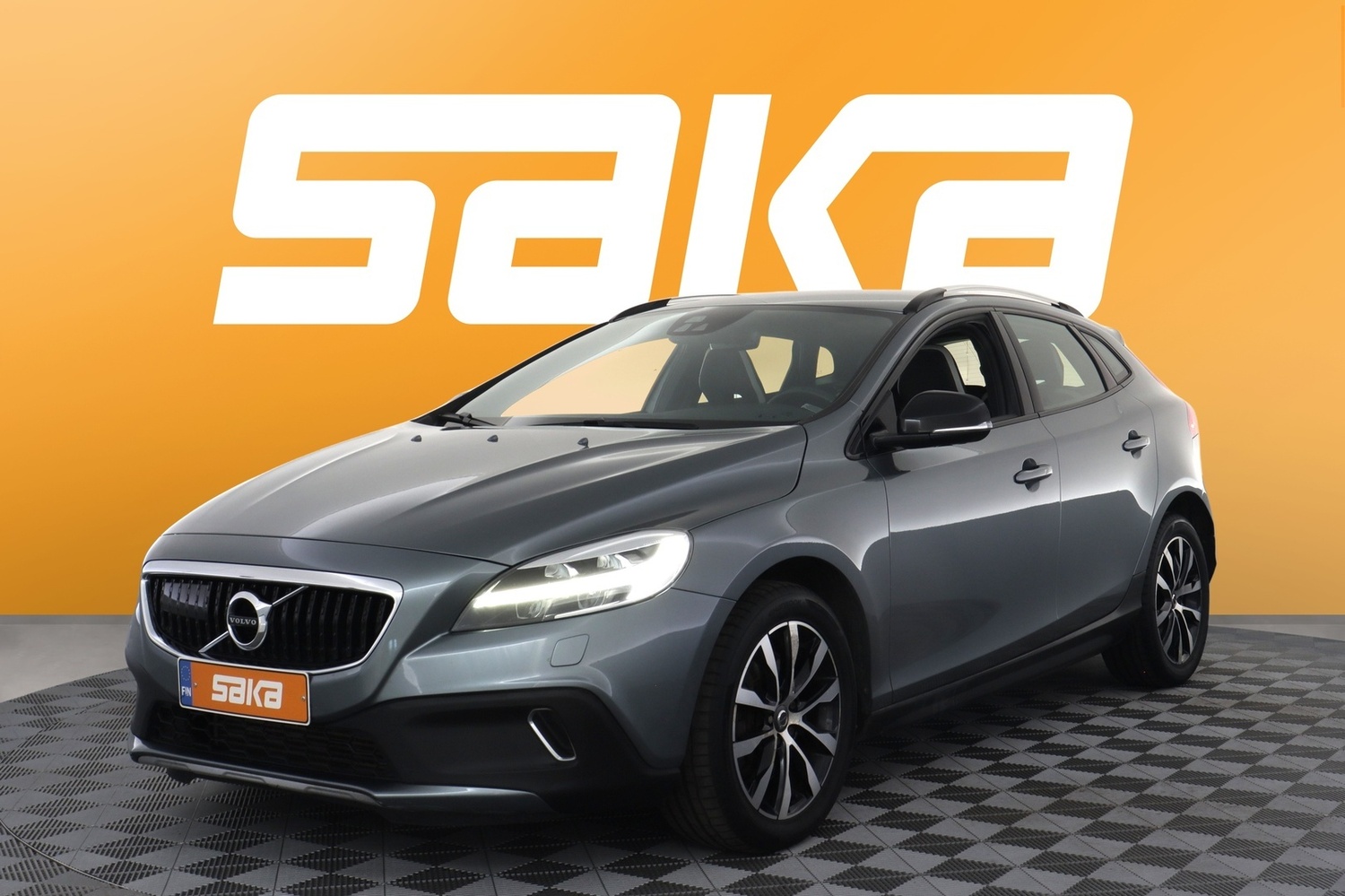 Volvo V40 Cross Country vaihtoauto