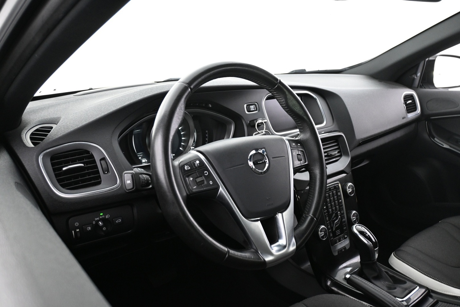 Volvo V40 Cross Country vaihtoauto