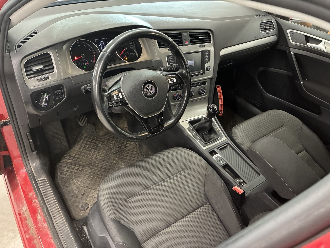 Volkswagen Golf vaihtoauto