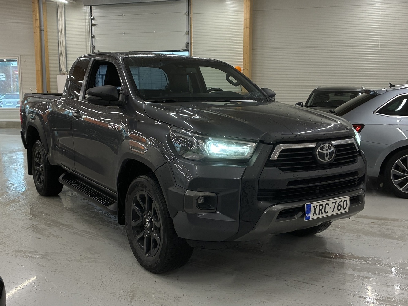 Toyota Hilux vaihtoauto