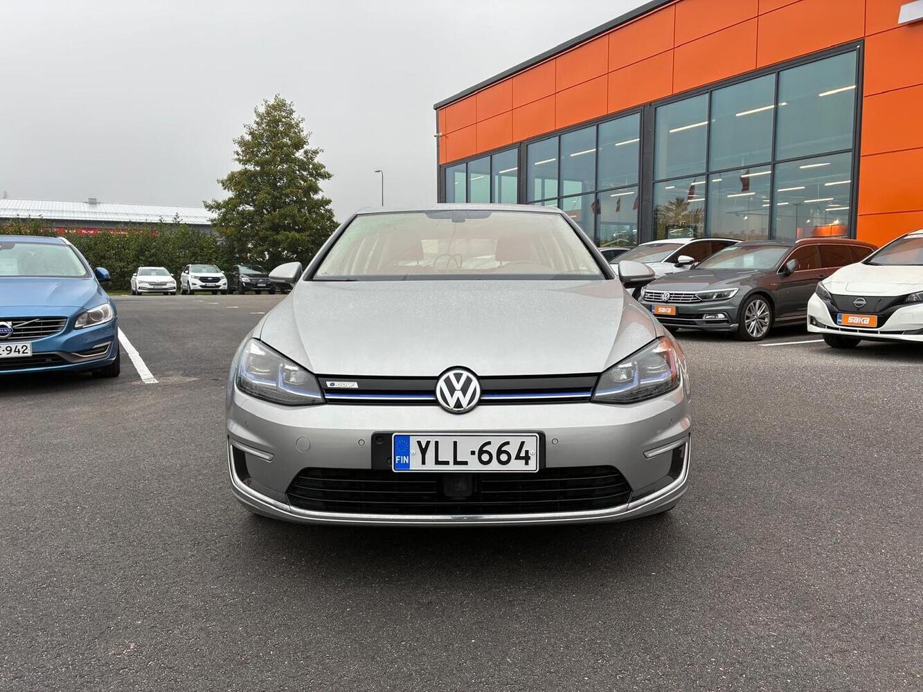 Volkswagen Golf vaihtoauto