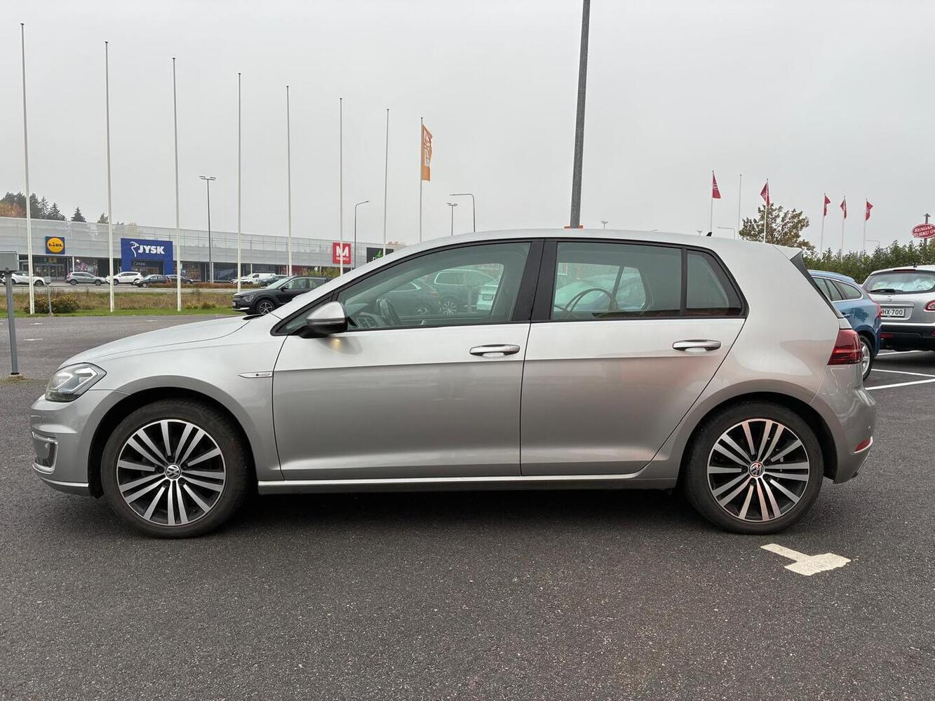Volkswagen Golf vaihtoauto