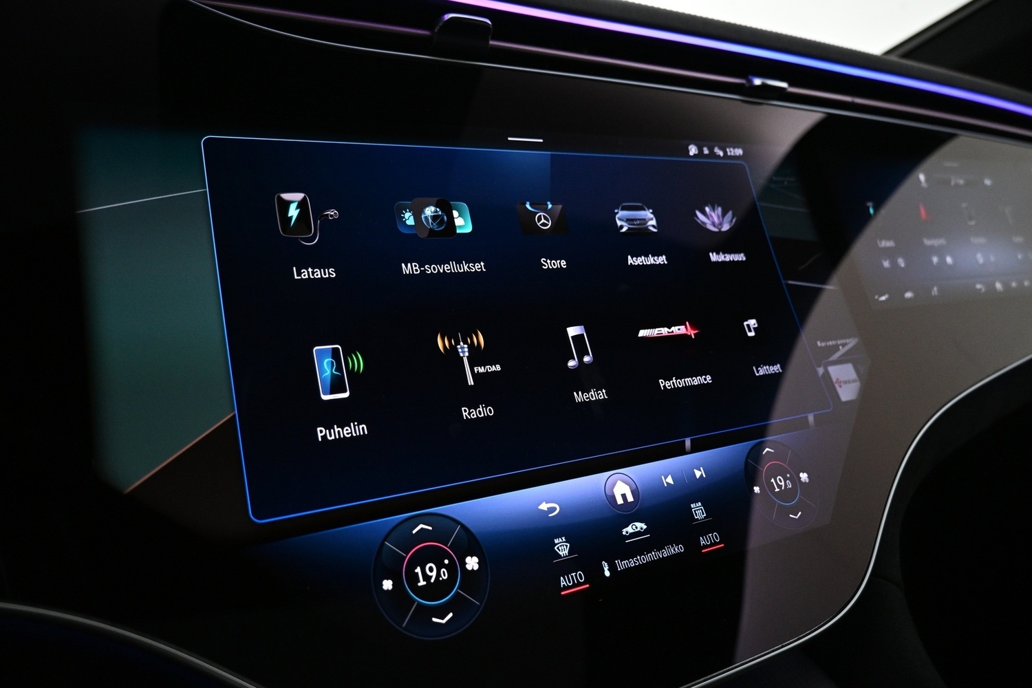 Mercedes-Benz EQE vaihtoauto