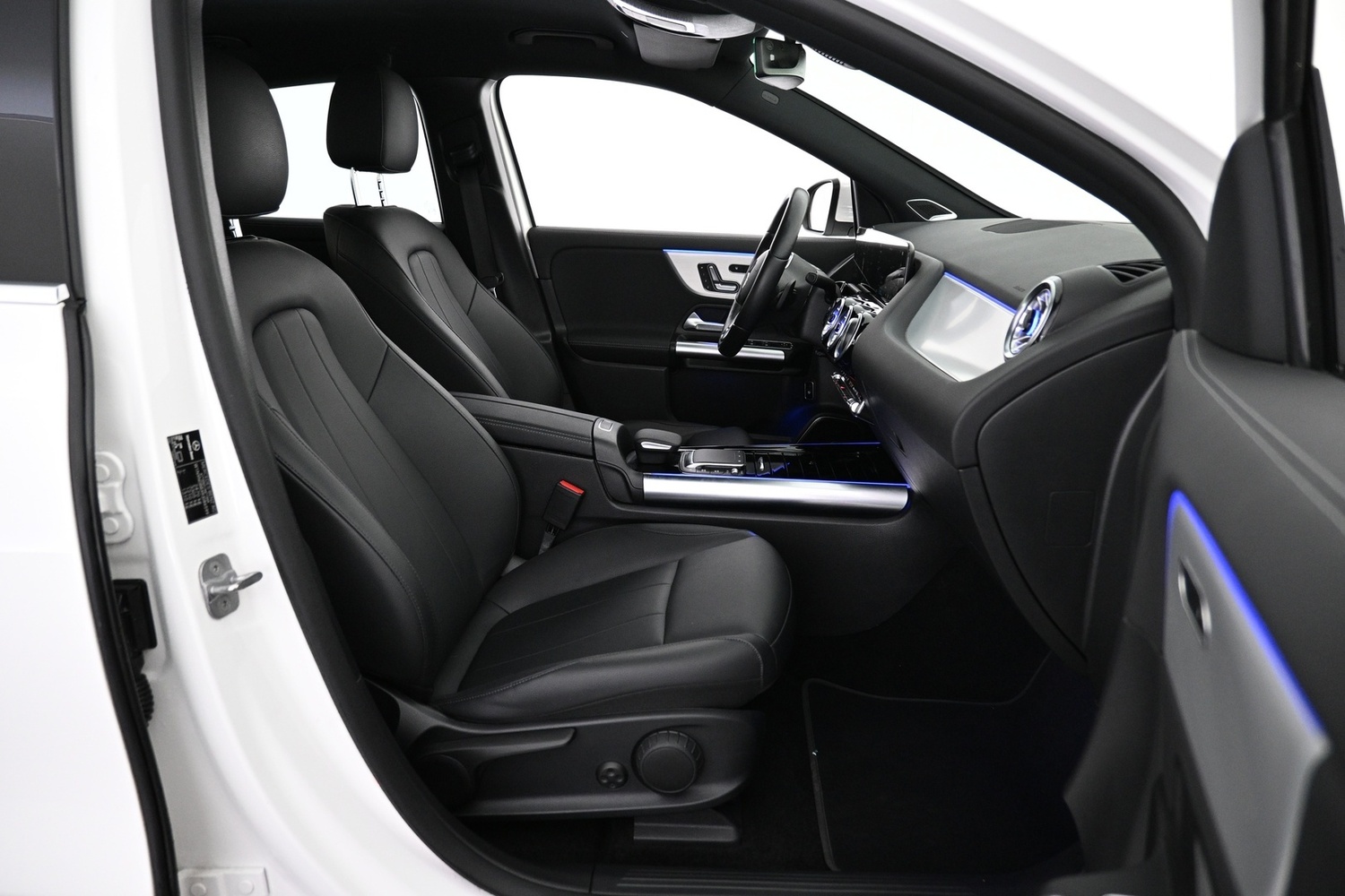 Mercedes-Benz EQA vaihtoauto