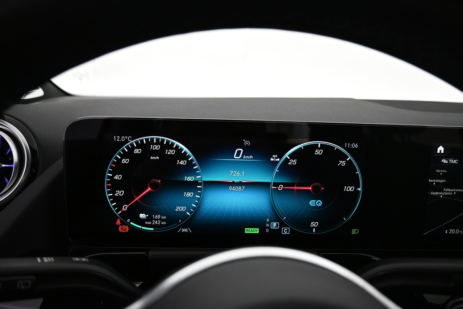 Mercedes-Benz EQA vaihtoauto