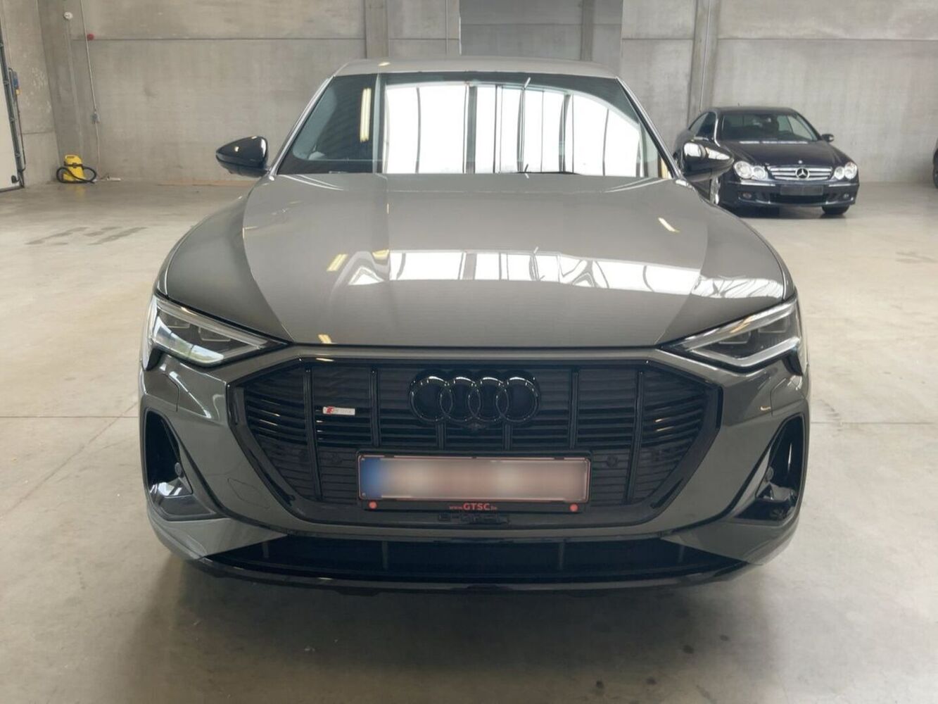 Audi e-tron vaihtoauto