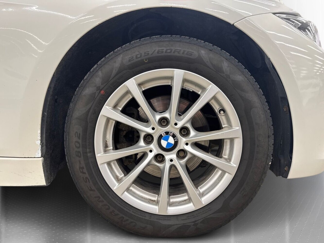 BMW 320 vaihtoauto