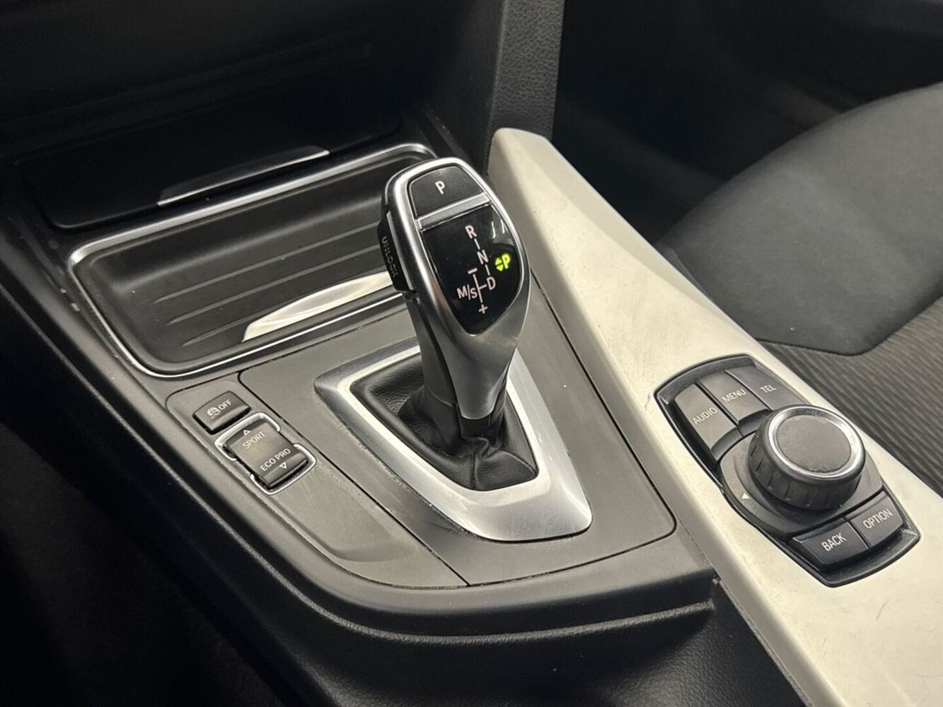 BMW 320 vaihtoauto