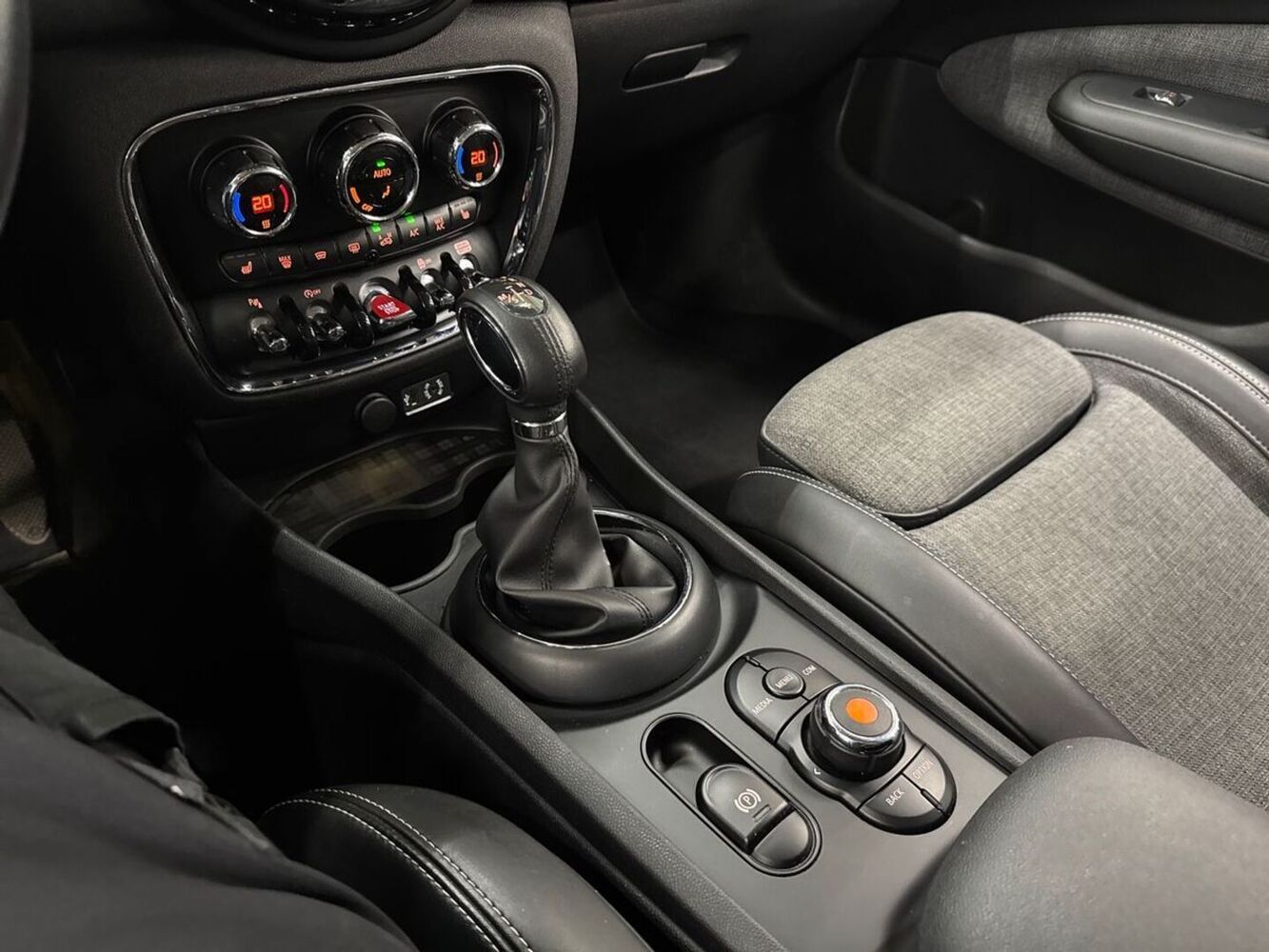 Mini Clubman vaihtoauto