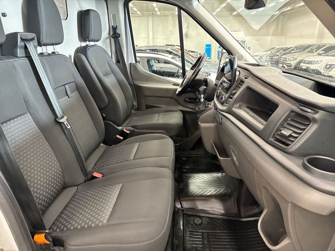 Ford Transit vaihtoauto