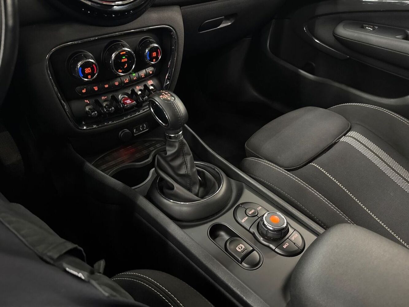 Mini Clubman vaihtoauto