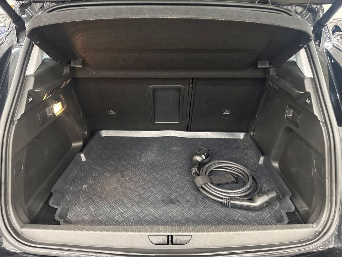 Opel Grandland X vaihtoauto