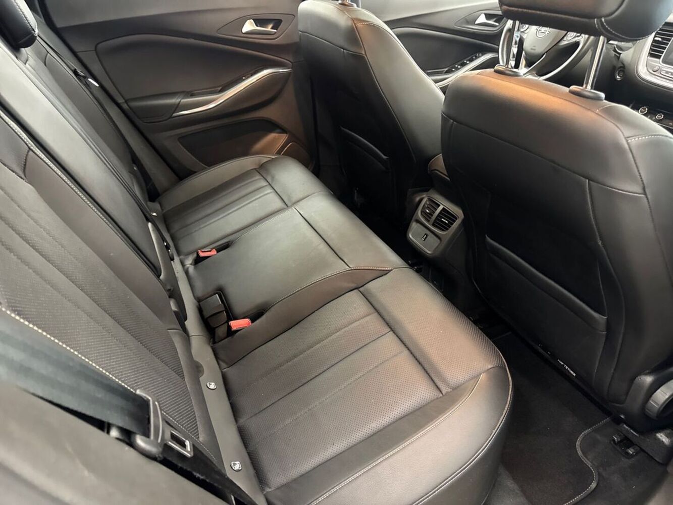 Opel Grandland X vaihtoauto