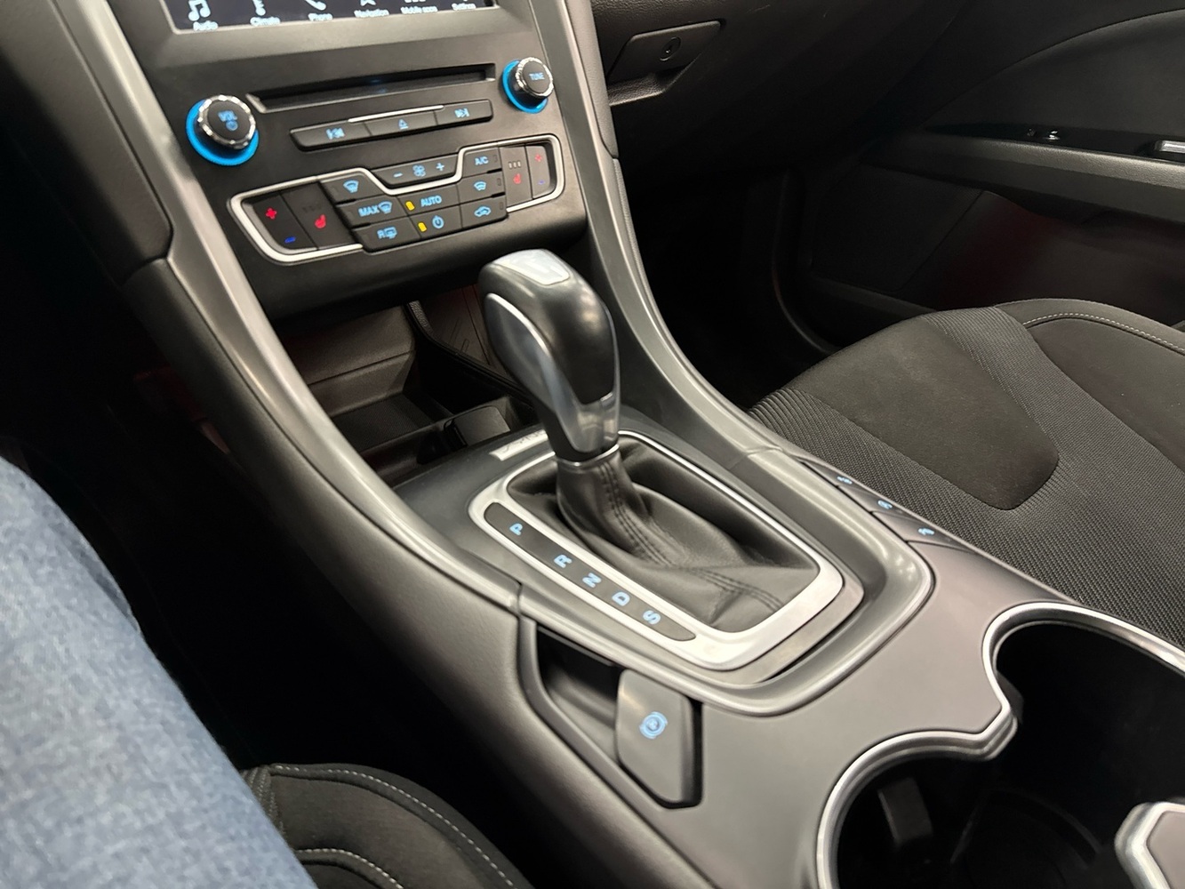 Ford Mondeo vaihtoauto