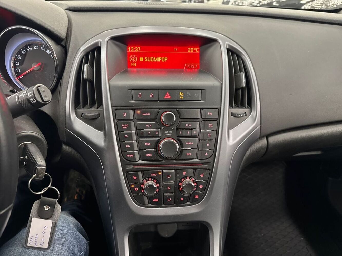 Opel Astra vaihtoauto
