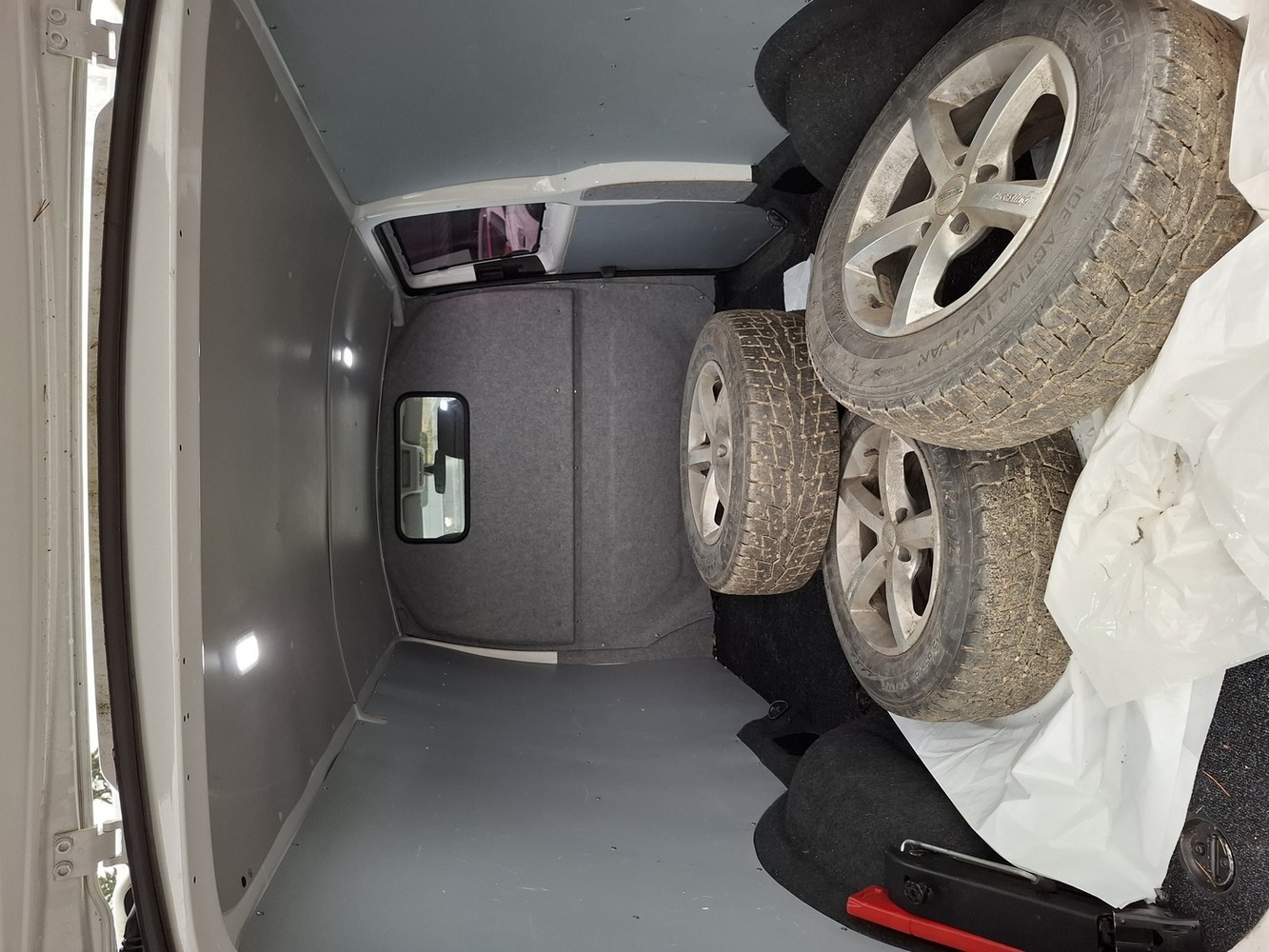 Volkswagen Transporter vaihtoauto