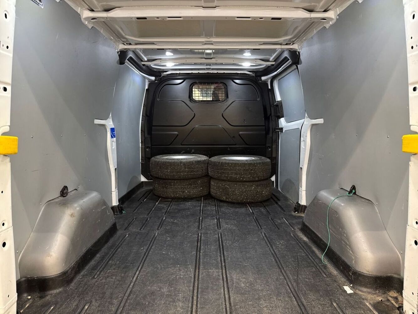 Ford Transit Custom vaihtoauto