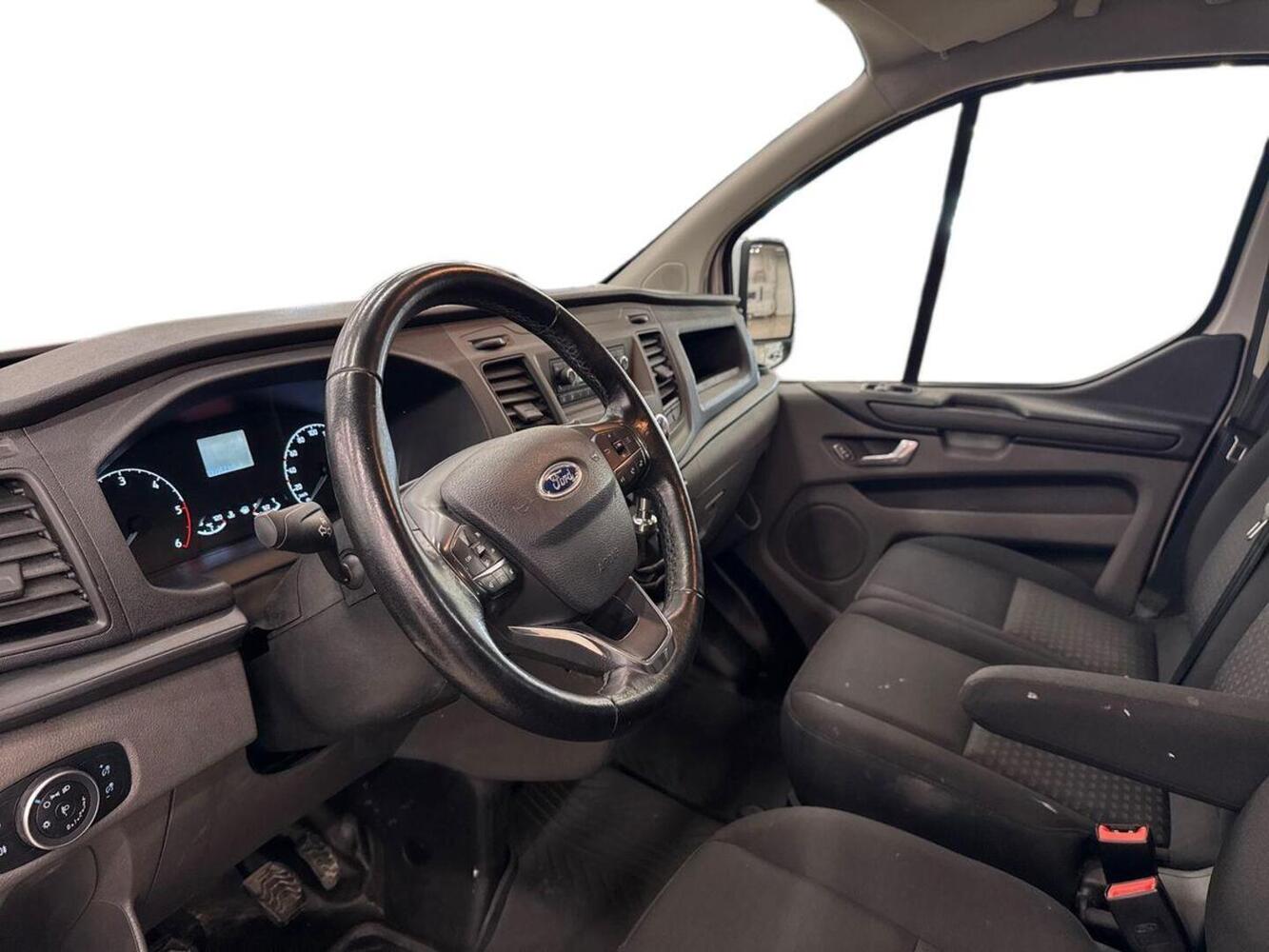 Ford Transit Custom vaihtoauto