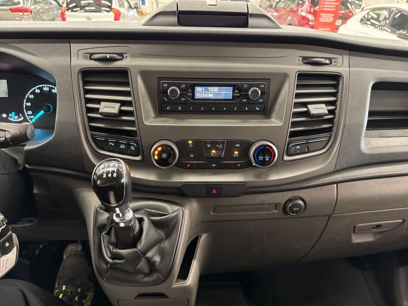 Ford Transit Custom vaihtoauto