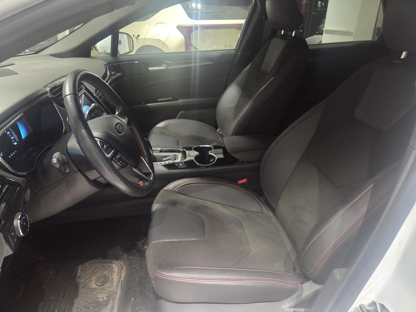 Ford Mondeo vaihtoauto