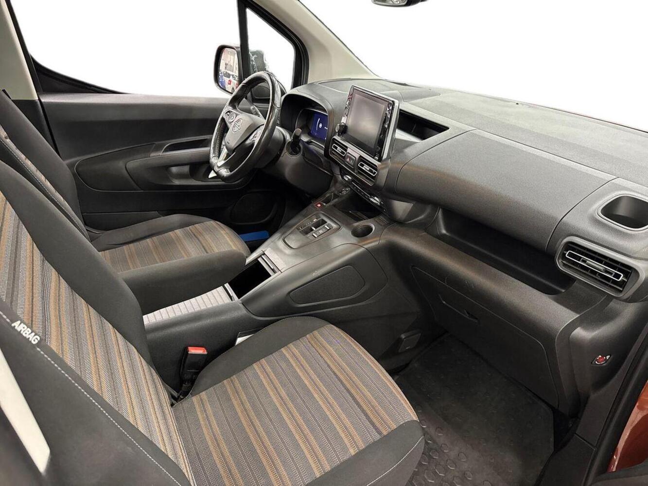 Opel Combo-e vaihtoauto