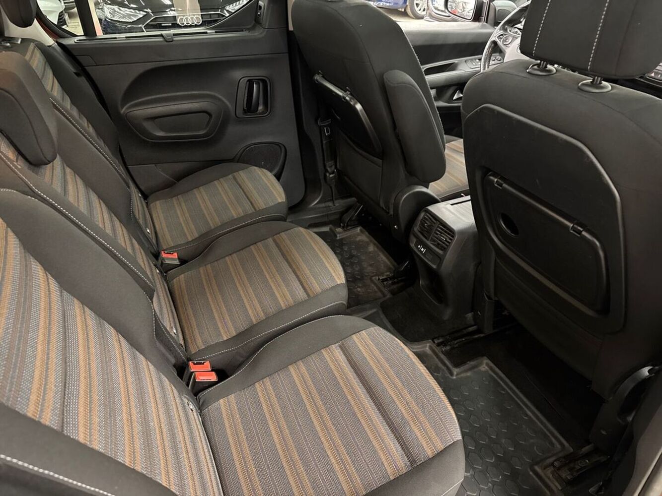 Opel Combo-e vaihtoauto